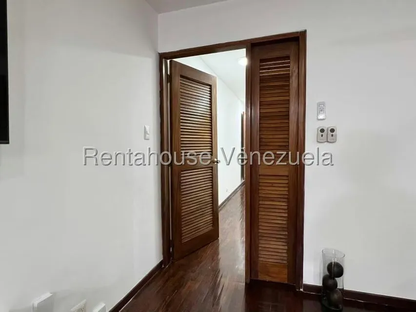 Apartamento (1 Nivel) en Venta en Los Palos Grandes, Distrito Metropolitano - 20