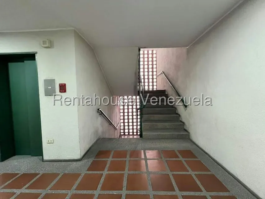 Apartamento (1 Nivel) en Venta en Los Palos Grandes, Distrito Metropolitano - 6