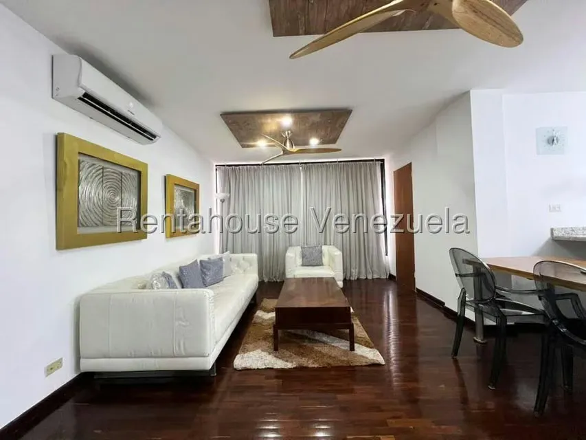 Apartamento (1 Nivel) en Venta en Los Palos Grandes, Distrito Metropolitano - 9