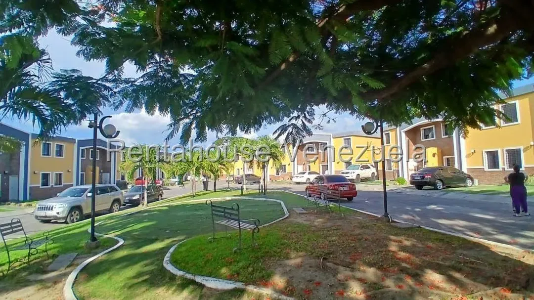 Casa (Duplex) en Venta en Centro, Lara - 32