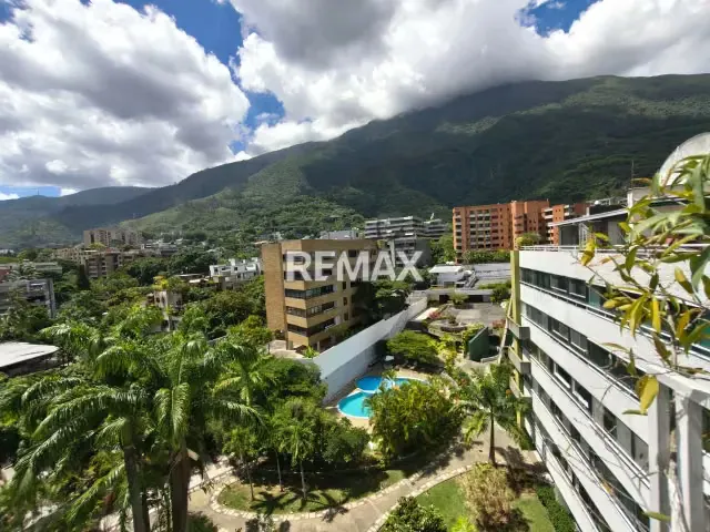 Alquiler de Penthouse Duplex en los Palos Grandes
