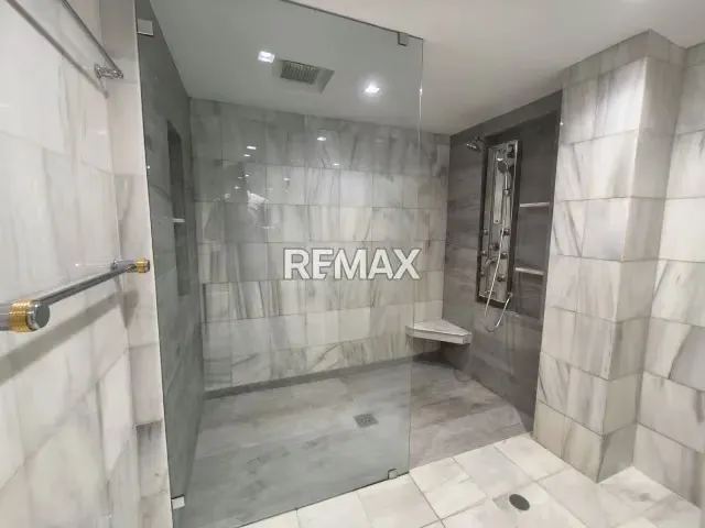 Alquiler de Penthouse Duplex en los Palos Grandes - 19