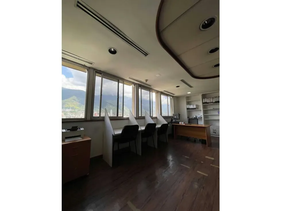 Oficina en venta en Plaza Venezuela Torre Phelps - 6