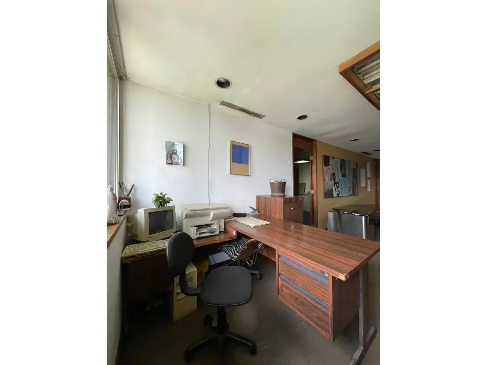 Oficina en venta en Plaza Venezuela Torre Phelps - 8