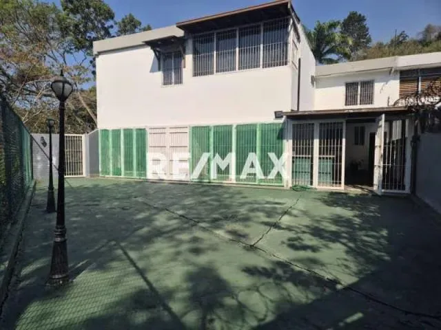 VENTA CASA BIFAMILIAR EN LOS POMELOS - 2