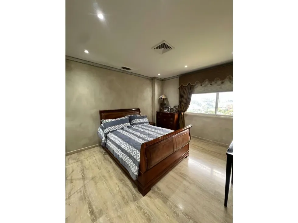 Venta Ph c/ vista 890m2 Colinas de Valle Arriba 2548 - 17