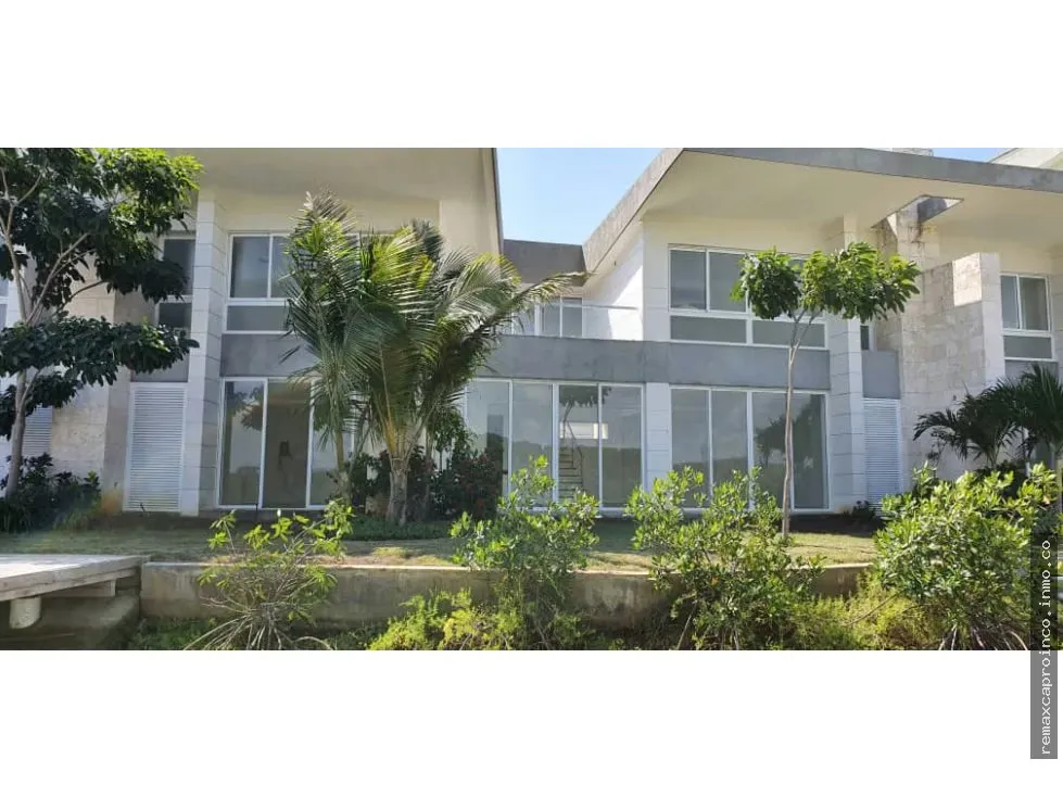 Bello TownHouse de 157m2 con muelle privado. CODIGO 1771732 - 14