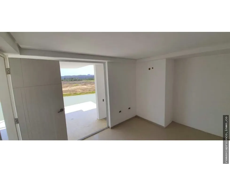 Bello TownHouse de 157m2 con muelle privado. CODIGO 1771732 - 15