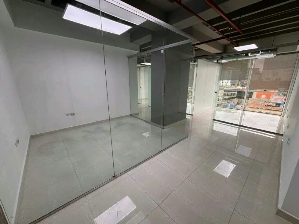 Se alquila oficina 56m2 Las Mercedes Torre SMA 6998 - 5