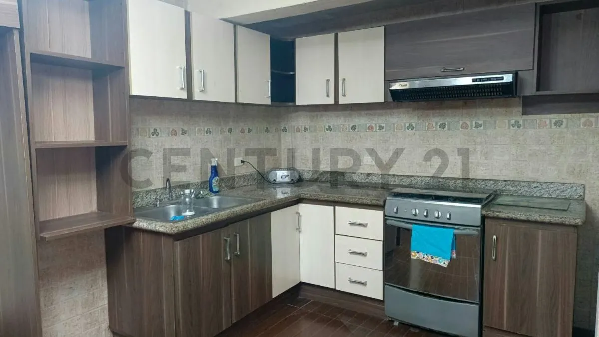 Casa en Villa Alianza, Dúplex Bifamiliar con ambientes independientes - 14