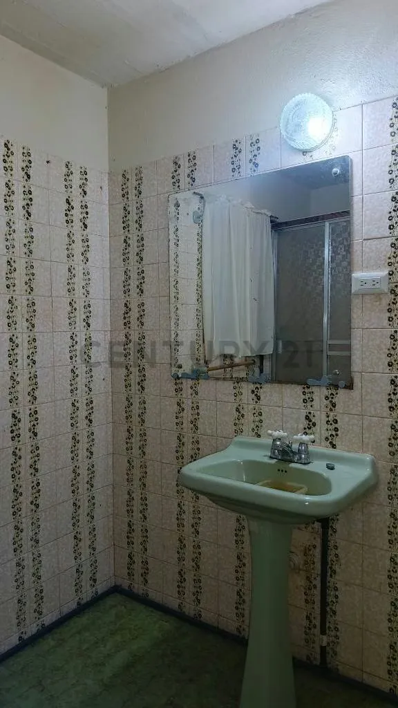 Casa en Villa Alianza, Dúplex Bifamiliar con ambientes independientes - 16