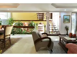 View 16