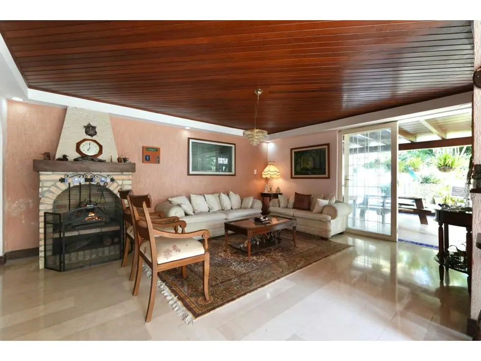 CASA EN VENTA / COLINAS DE BELLO MONTE - 7