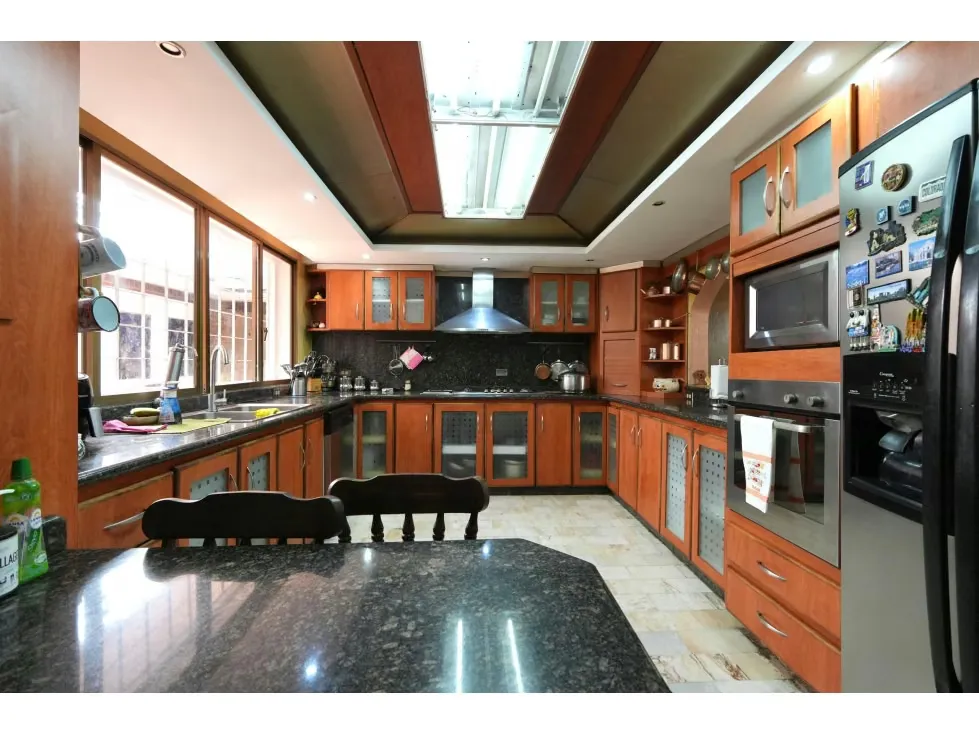 CASA EN VENTA / COLINAS DE BELLO MONTE - 9