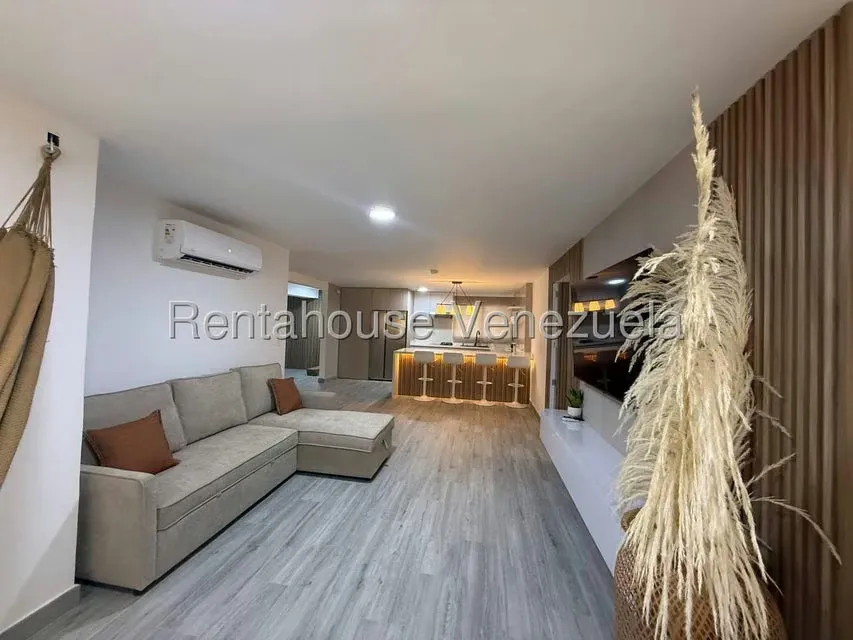 Apartamento (1 Nivel) en Alquiler en Altamira, Distrito Metropolitano - 7
