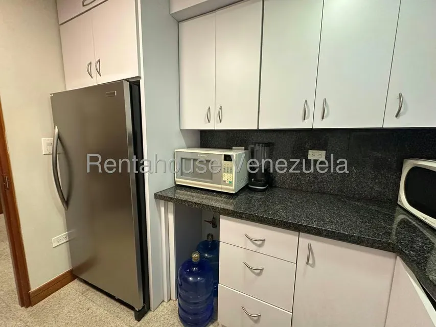 Oficina en Alquiler en Prados del Este, Distrito Metropolitano - 13