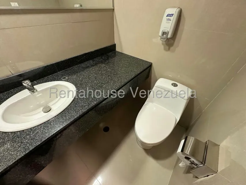 Oficina en Alquiler en Prados del Este, Distrito Metropolitano - 36
