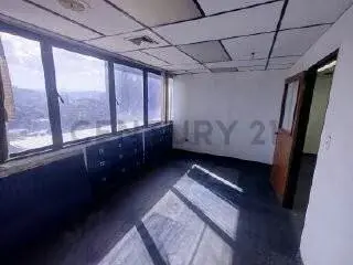 Oficina en venta en Los Dos Caminos, Torre Capital - 3