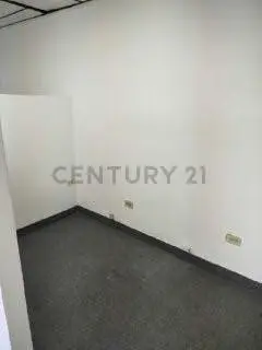 Oficina en venta en Los Dos Caminos, Torre Capital - 8
