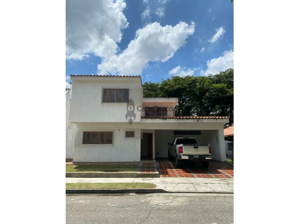 Venta de casa a estrenar. Urb Los Girasoles. Trigal Norte