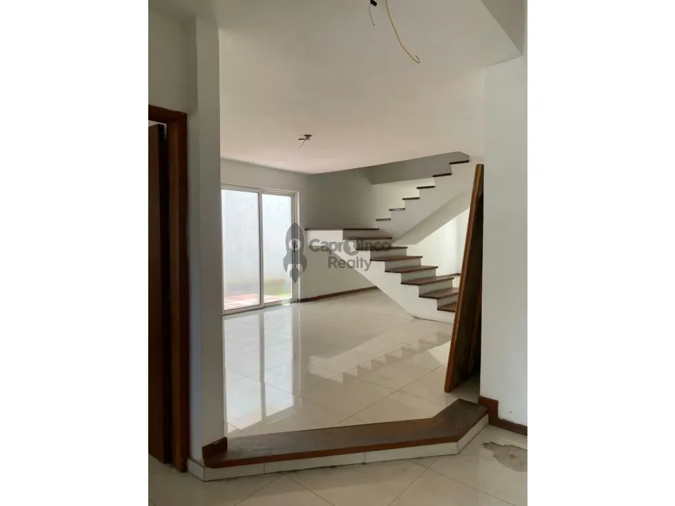 Venta de casa a estrenar. Urb Los Girasoles. Trigal Norte - 3