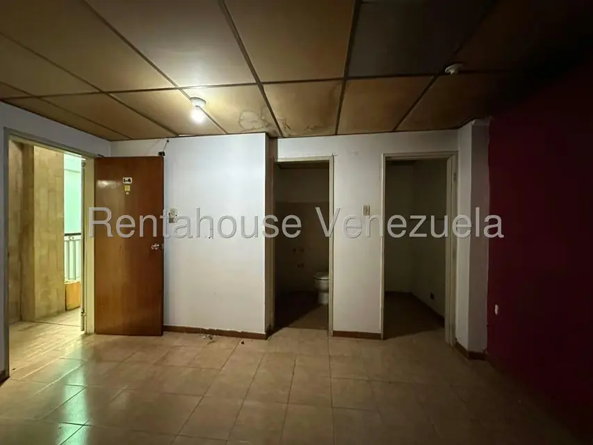 Comercial (Edificio) en Venta en Zona Centro, Aragua - 12