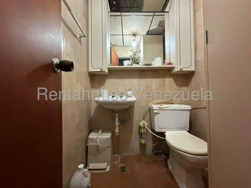 Comercial (Edificio) en Venta en Zona Centro, Aragua - 44