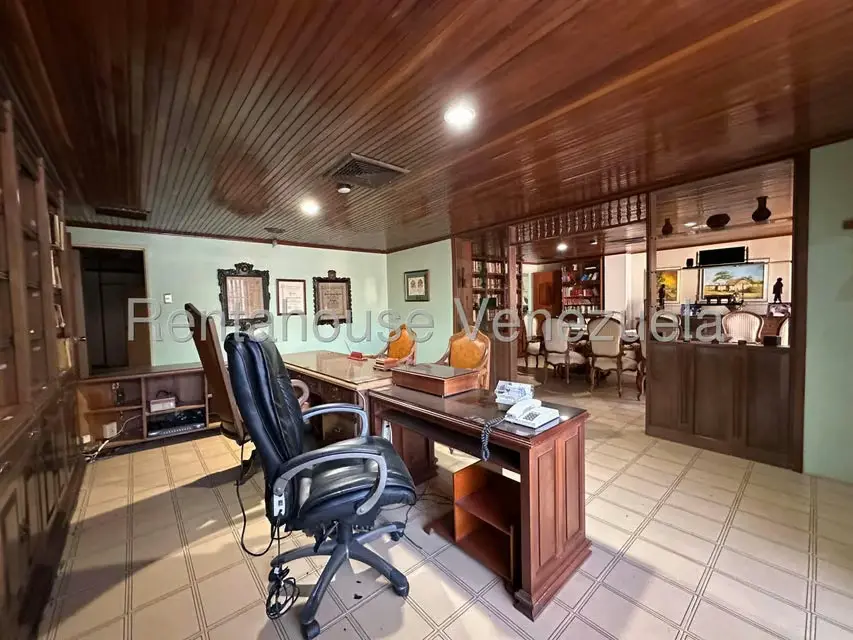 Comercial (Edificio) en Venta en Zona Centro, Aragua - 47
