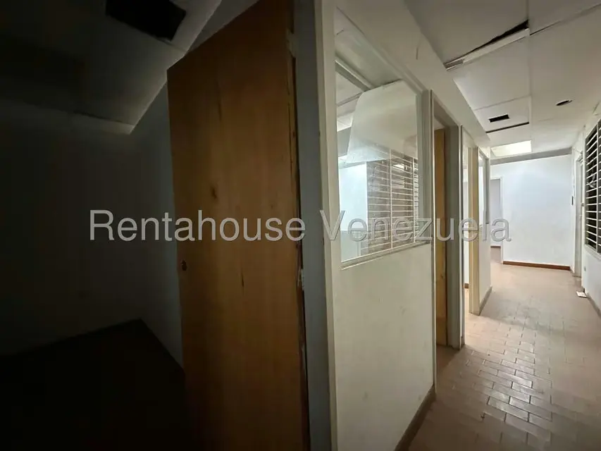 Comercial (Edificio) en Venta en Zona Centro, Aragua - 5