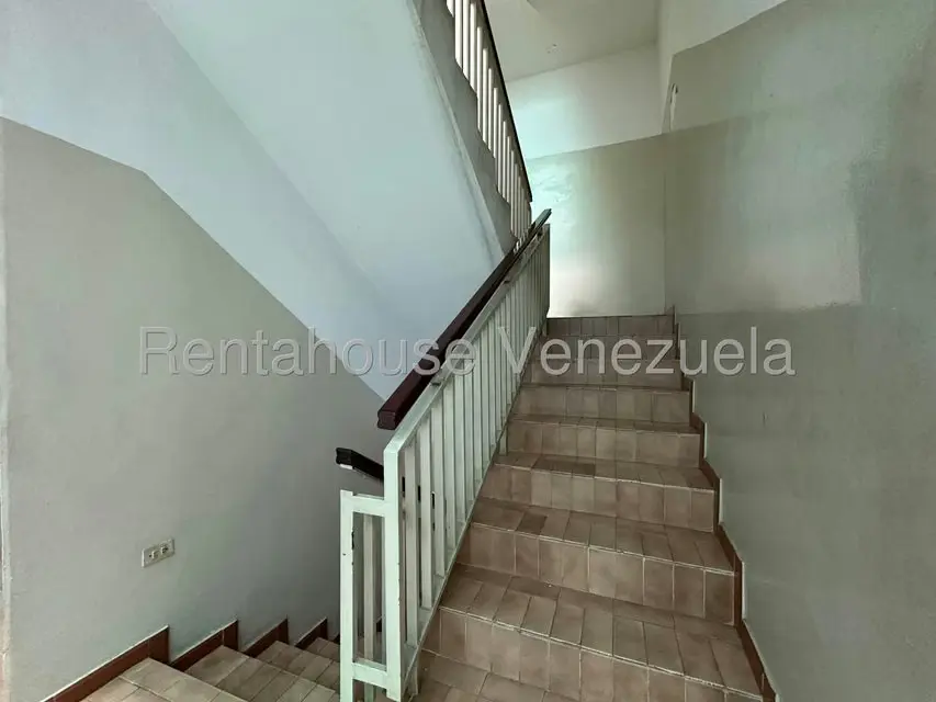 Comercial (Edificio) en Venta en Zona Centro, Aragua - 56