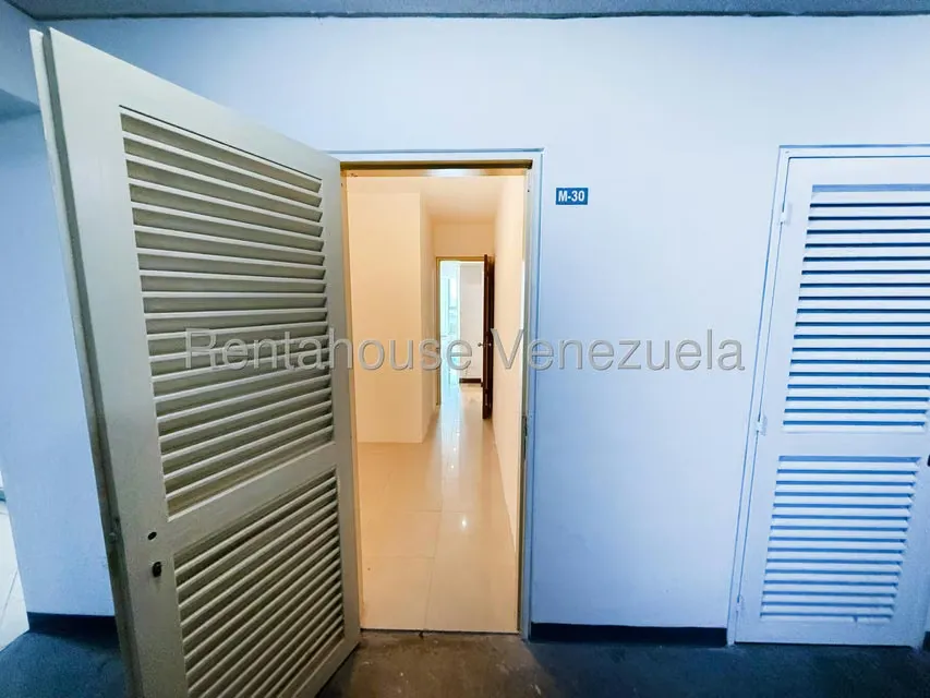 Apartamento (1 Nivel) en Alquiler en Lomas de Las Mercedes, Distrito Metropolitano - 28
