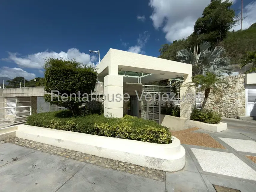 Apartamento (1 Nivel) en Alquiler en Lomas de Las Mercedes, Distrito Metropolitano - 35