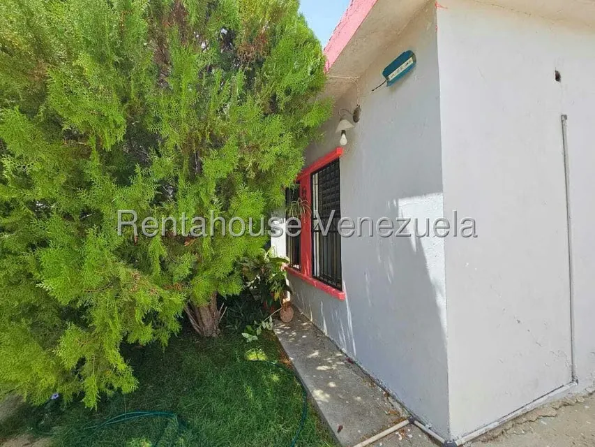 Casa (1 Nivel) en Venta en Centro, Falcon - 12