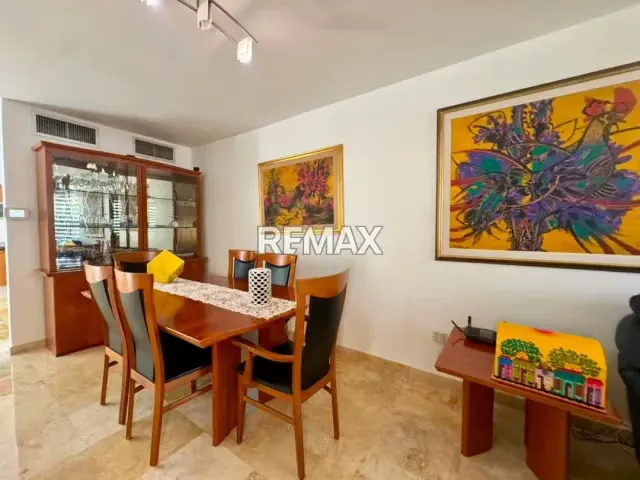 TOWNHOUSE EN VENTA EN VILLA EL ROBLEDAL, FUERZAS ARMADAS - 3