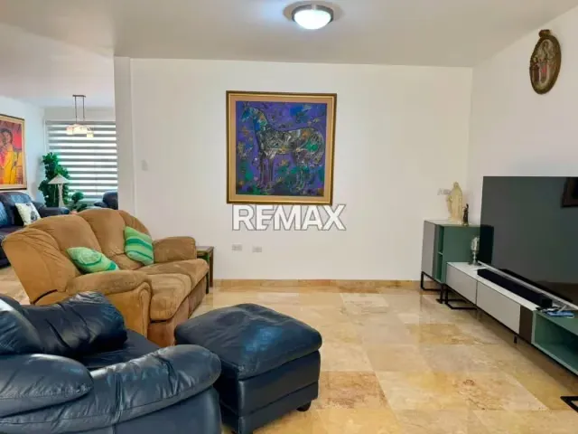 TOWNHOUSE EN VENTA EN VILLA EL ROBLEDAL, FUERZAS ARMADAS - 5