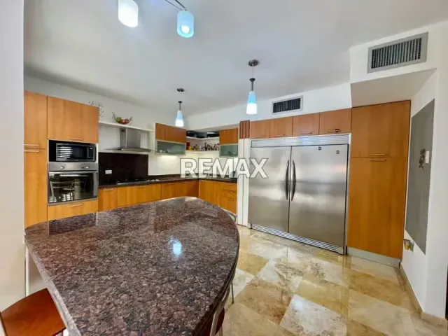 TOWNHOUSE EN VENTA EN VILLA EL ROBLEDAL, FUERZAS ARMADAS - 6
