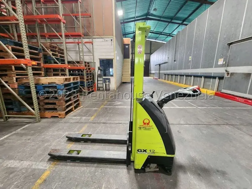 Galpon - Deposito en Venta en Zona Industrial 3, Lara - 33