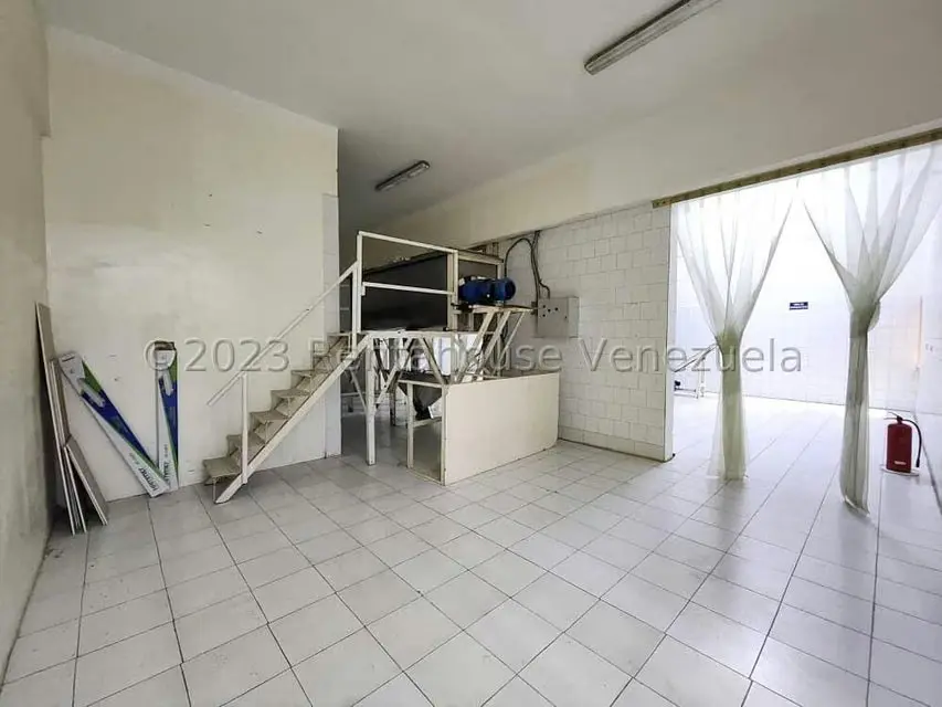 Galpon - Deposito en Venta en Zona Industrial 3, Lara - 35