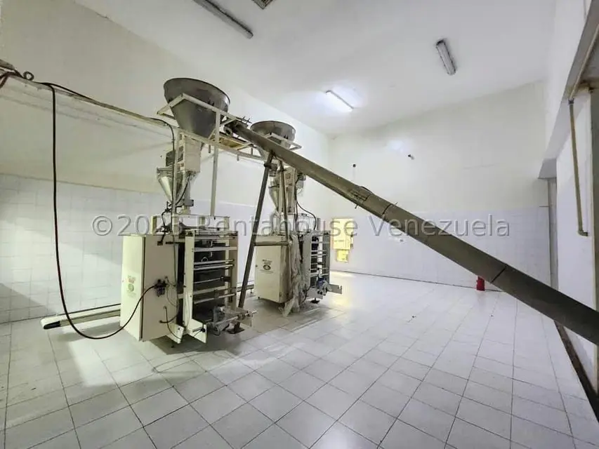 Galpon - Deposito en Venta en Zona Industrial 3, Lara - 39