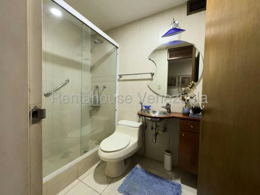 Apartamento (1 Nivel) en Venta en Colinas de Bello Monte, Distrito Metropolitano - 13