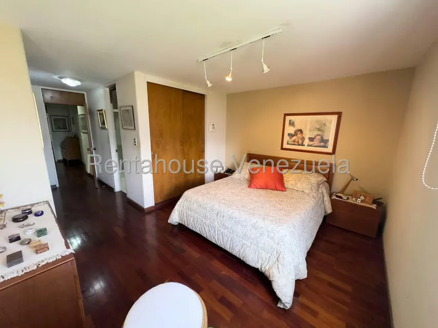 Apartamento (1 Nivel) en Venta en Colinas de Bello Monte, Distrito Metropolitano - 26