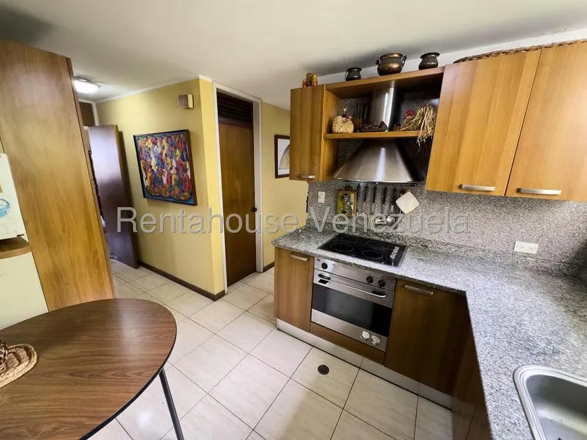 Apartamento (1 Nivel) en Venta en Colinas de Bello Monte, Distrito Metropolitano - 31