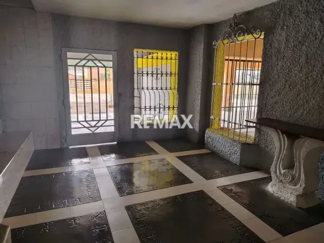 En Venta Apartamento en Av. Paseo Cabriales - 14