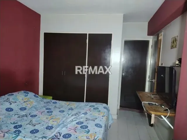 En Venta Apartamento en Av. Paseo Cabriales - 6
