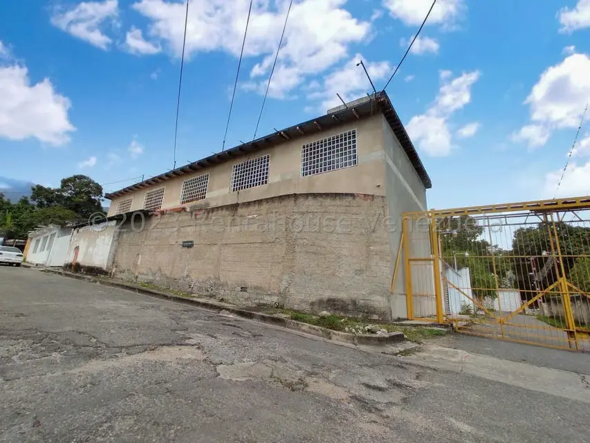 Local Comercial en Venta en El Limon, Aragua - 2