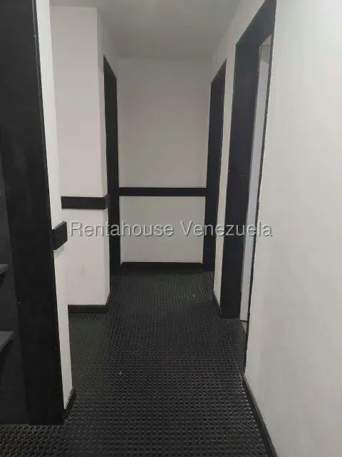 Oficina en Alquiler en Los Palos Grandes, Distrito Metropolitano - 5