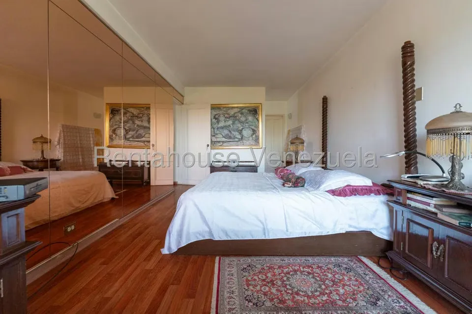 Casa (Multipes Niveles) en Alquiler en La Tahona, Distrito Metropolitano - 15