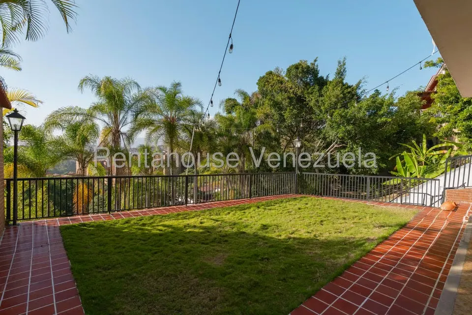 Casa (Multipes Niveles) en Alquiler en La Tahona, Distrito Metropolitano - 26