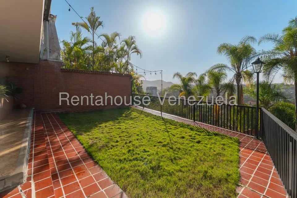 Casa (Multipes Niveles) en Alquiler en La Tahona, Distrito Metropolitano - 27