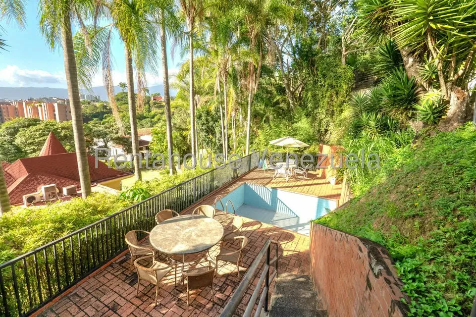 Casa (Multipes Niveles) en Alquiler en La Tahona, Distrito Metropolitano - 30